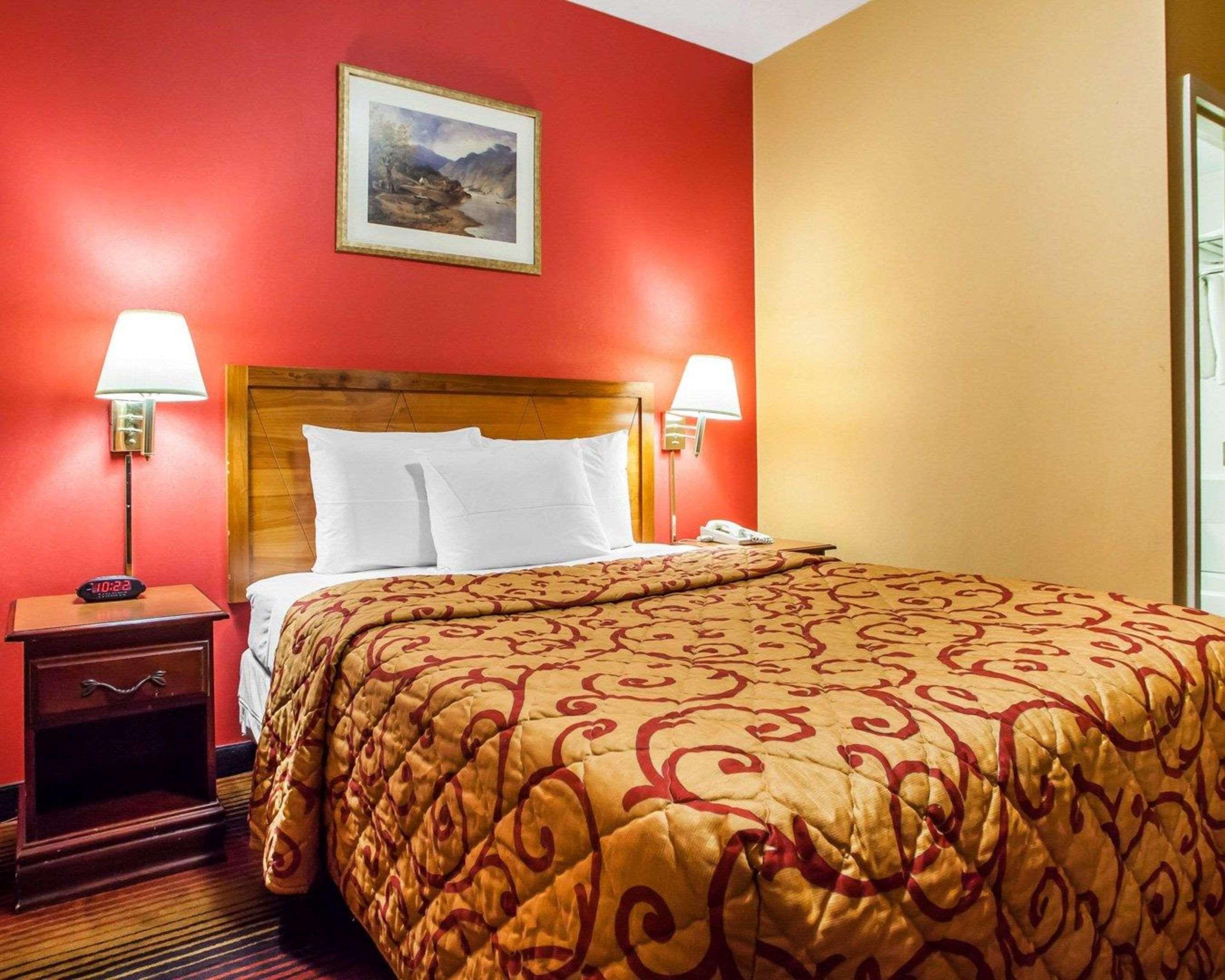 Rodeway Inn Джерси-Сити Экстерьер фото