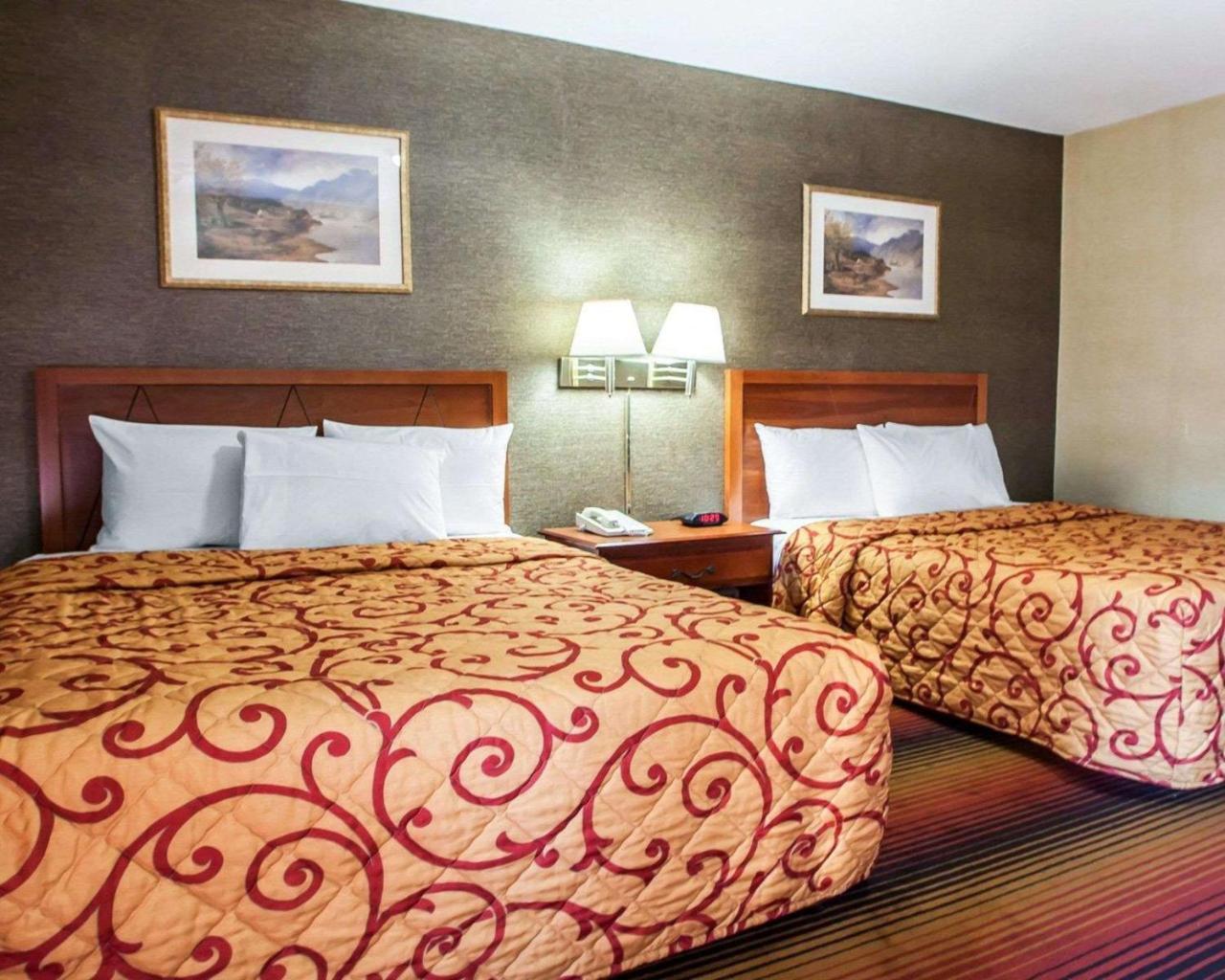 Rodeway Inn Джерси-Сити Экстерьер фото